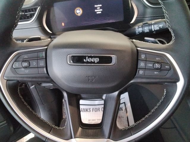 New 2025 Jeep Grand Cherokee Altitude image 26