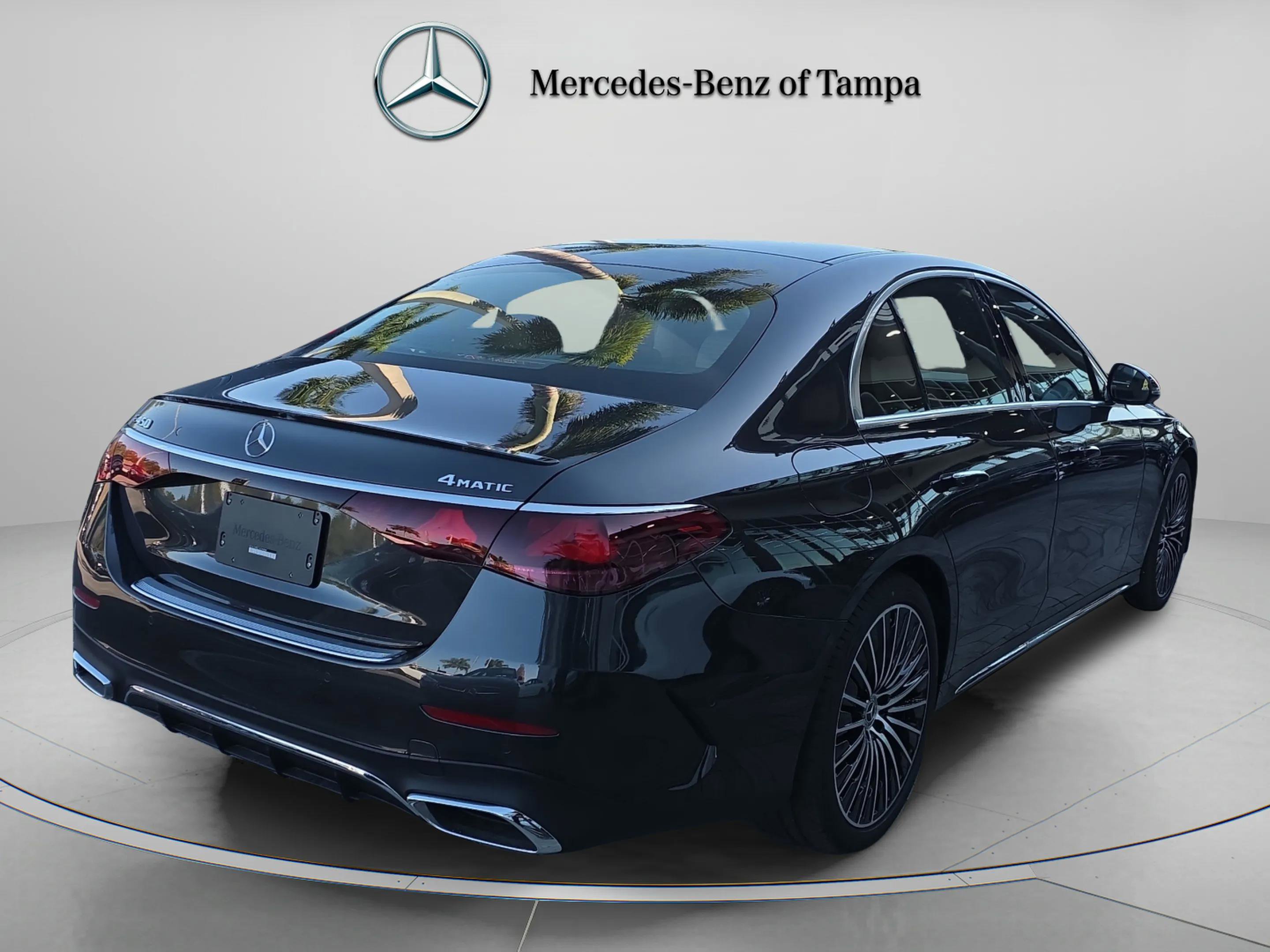 New 2026 Mercedes-Benz E 450 4MATIC Sedan image 4