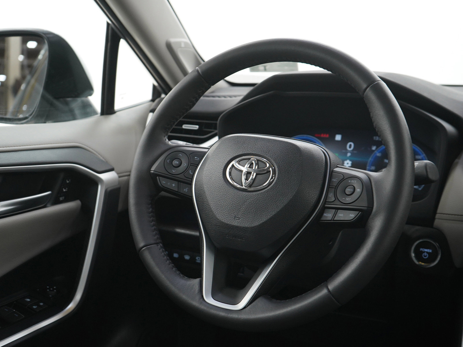 Used 2023 Toyota RAV4 Limited AWD/4WD image 14