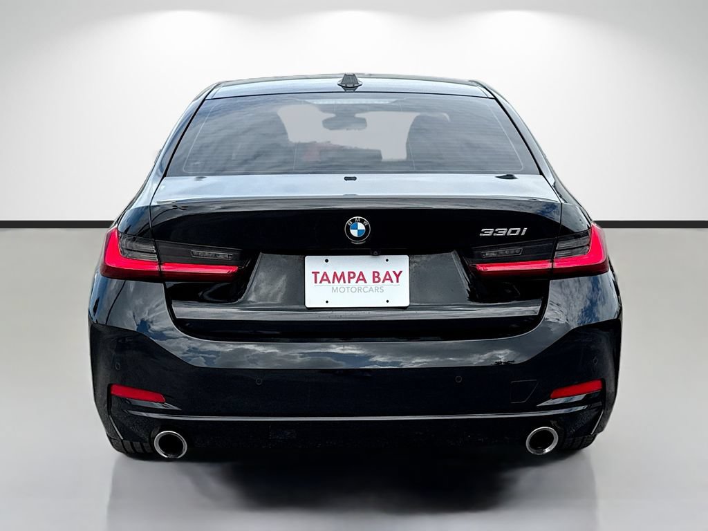 Used 2024 BMW 330i Sedan w/ Convenience Package RWD image 4