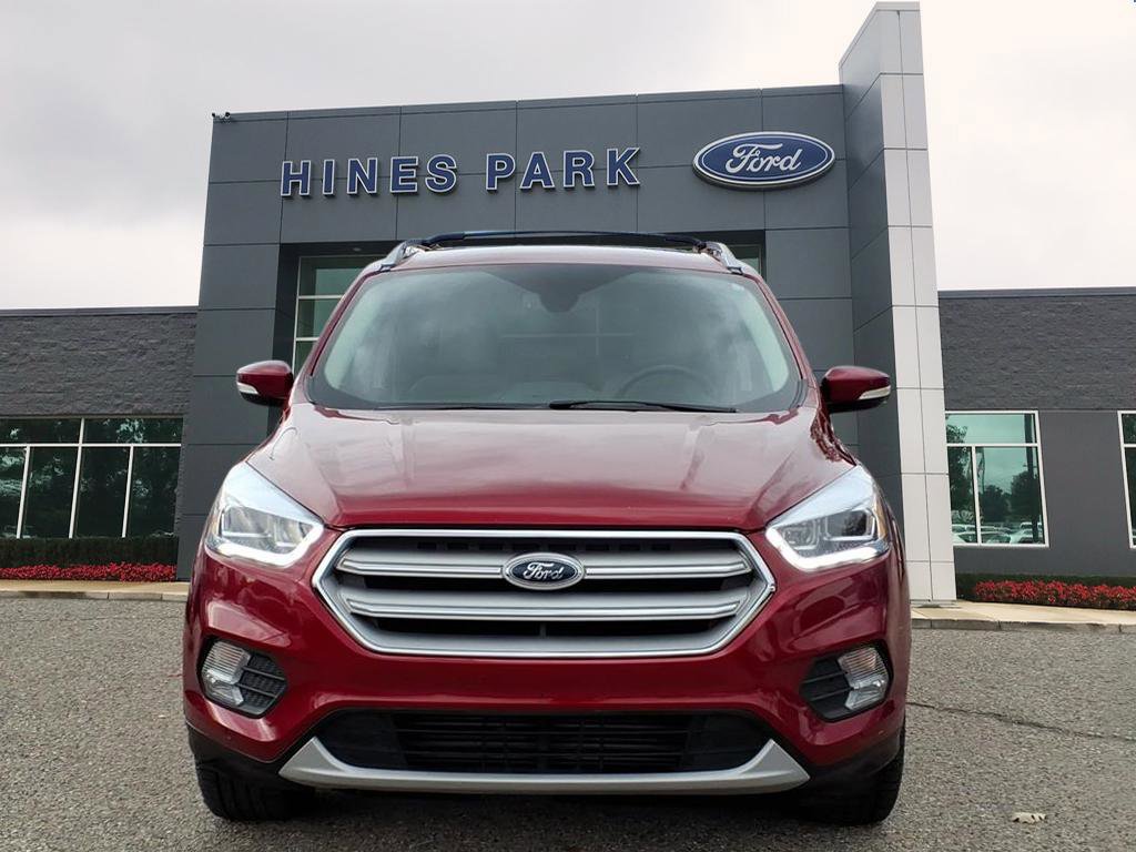 Used 2018 Ford Escape Titanium image 2