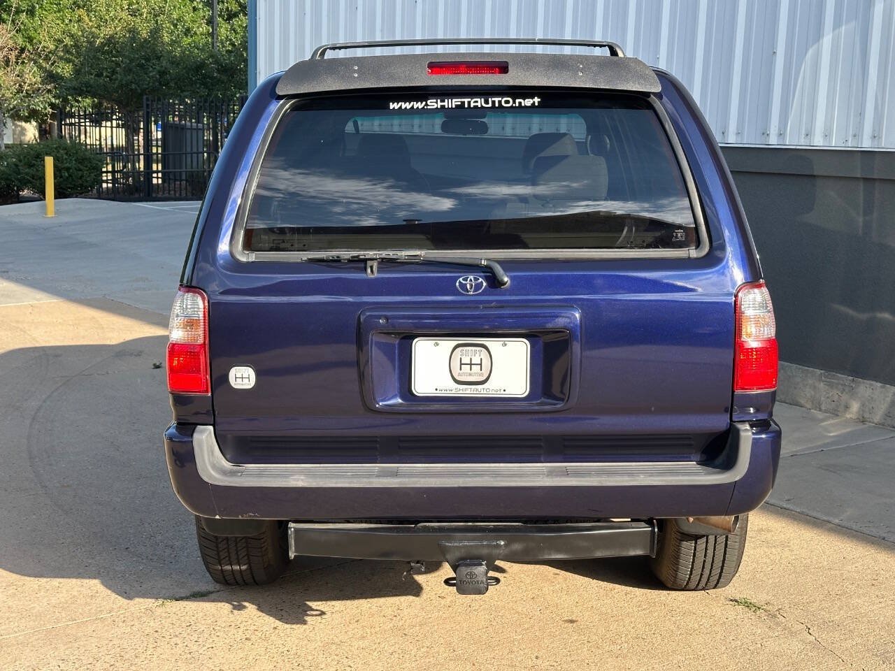 Used 2001 Toyota 4Runner SR5 w/ Upgrade Value Pkg 3 AWD/4WD image 17