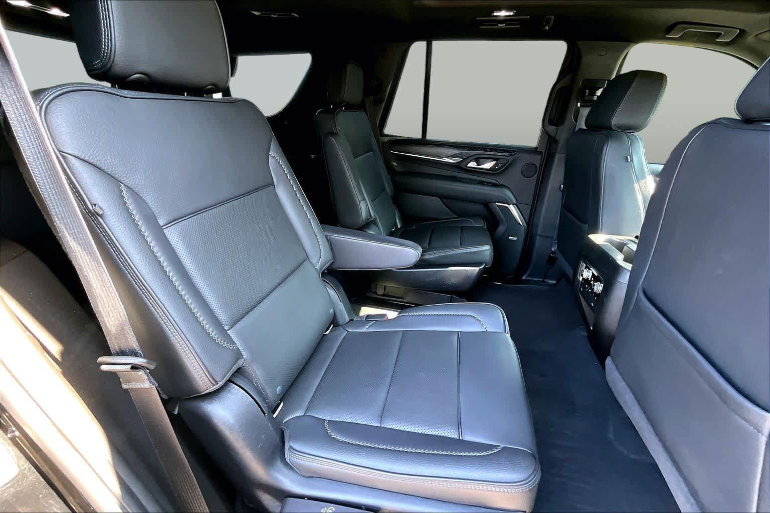 Used 2021 GMC Yukon Denali AWD/4WD image 19