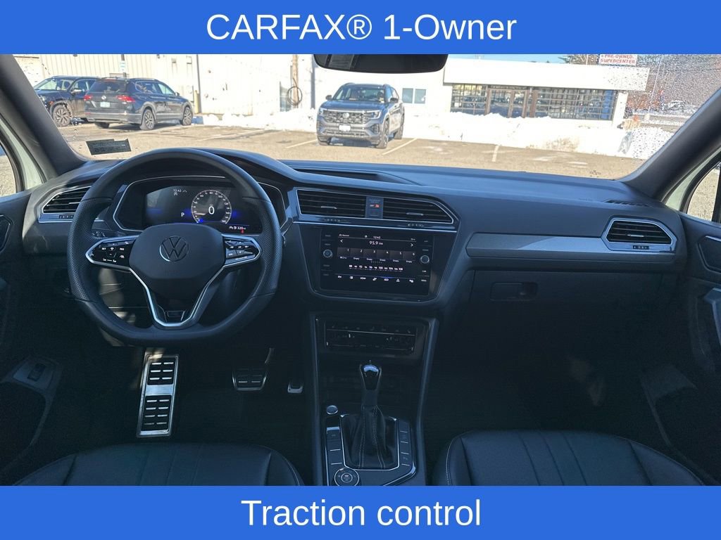 Used 2024 Volkswagen Tiguan SE R-Line image 11