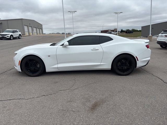 Used 2019 Chevrolet Camaro LT image 8