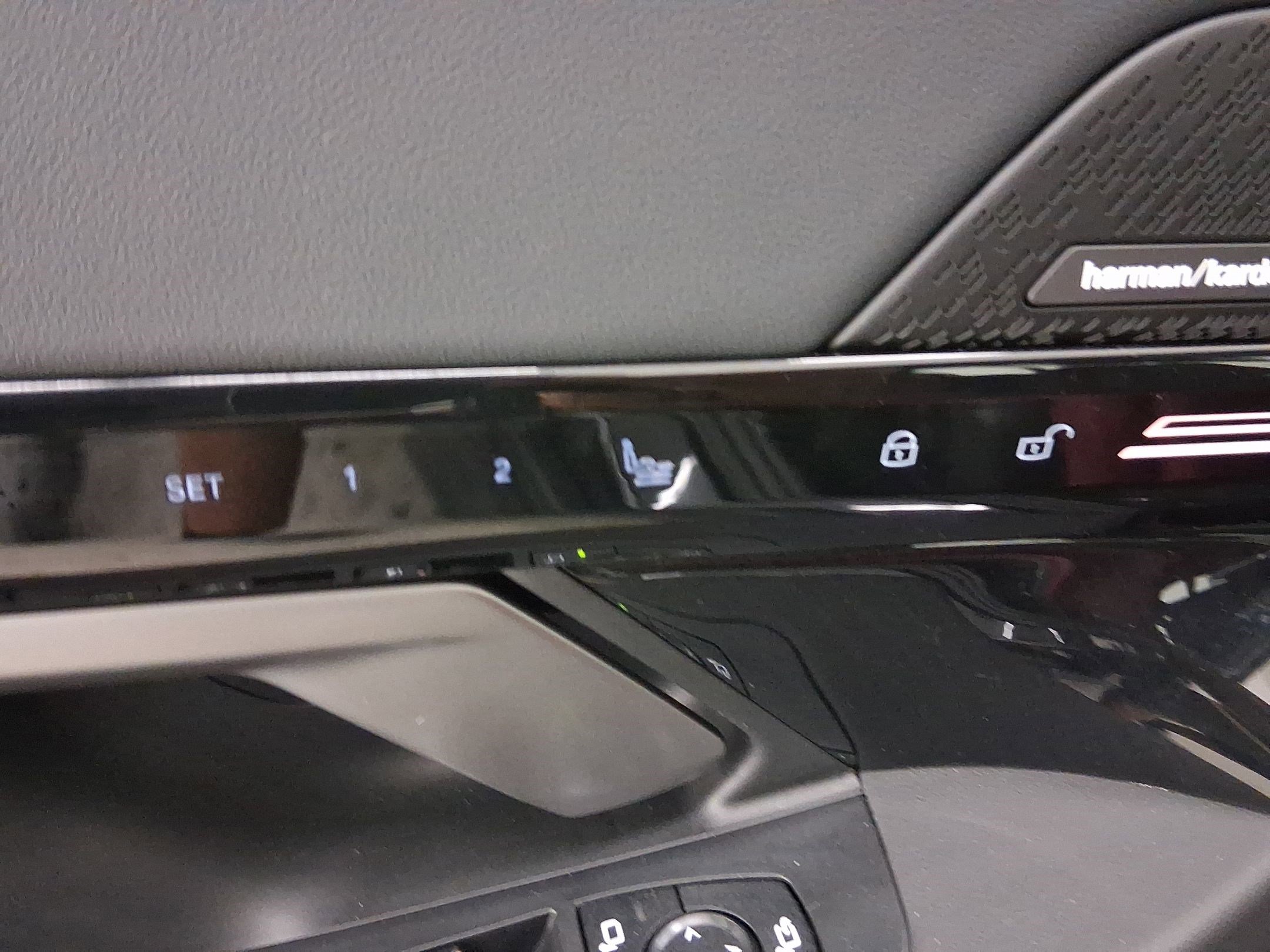 Certified 2025 BMW 530i image 15