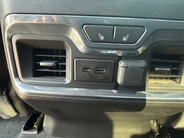 Used 2019 Chevrolet Silverado 1500 High Country w/ Trailer Camera Package AWD/4WD image 39