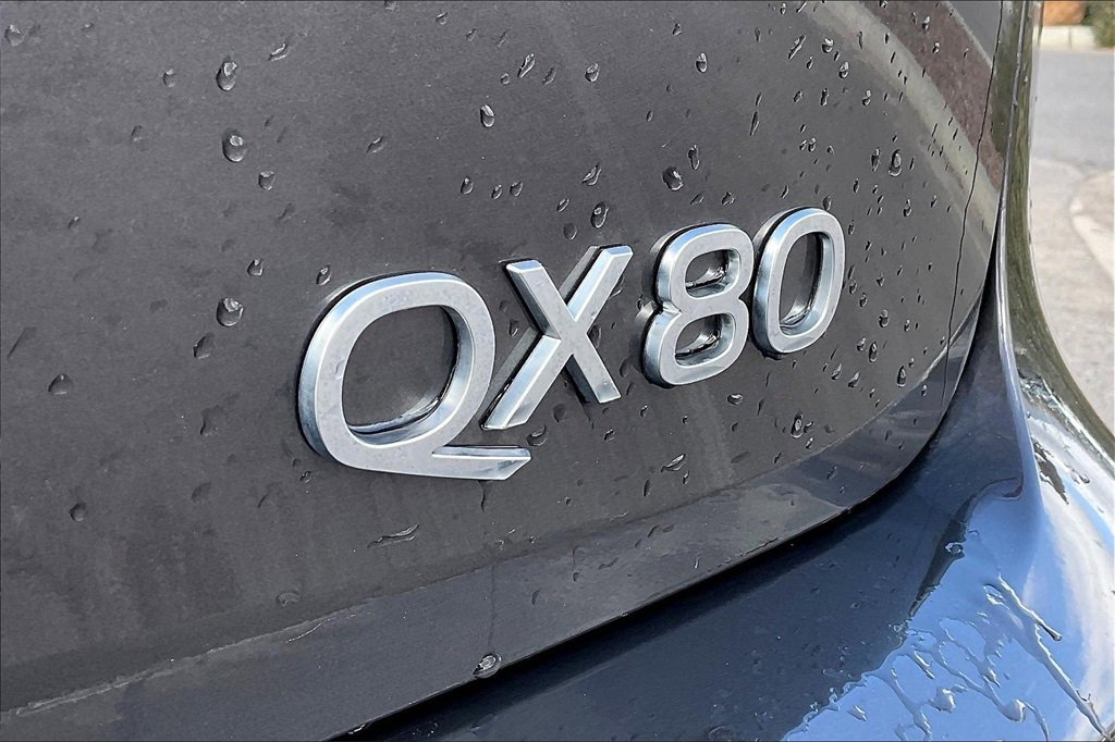 New 2025 INFINITI QX80 Luxe image 9