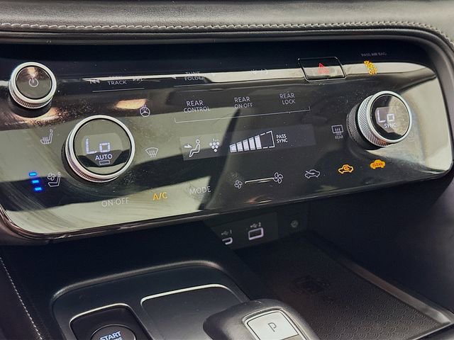 Used 2024 INFINITI QX60 Sensory image 16