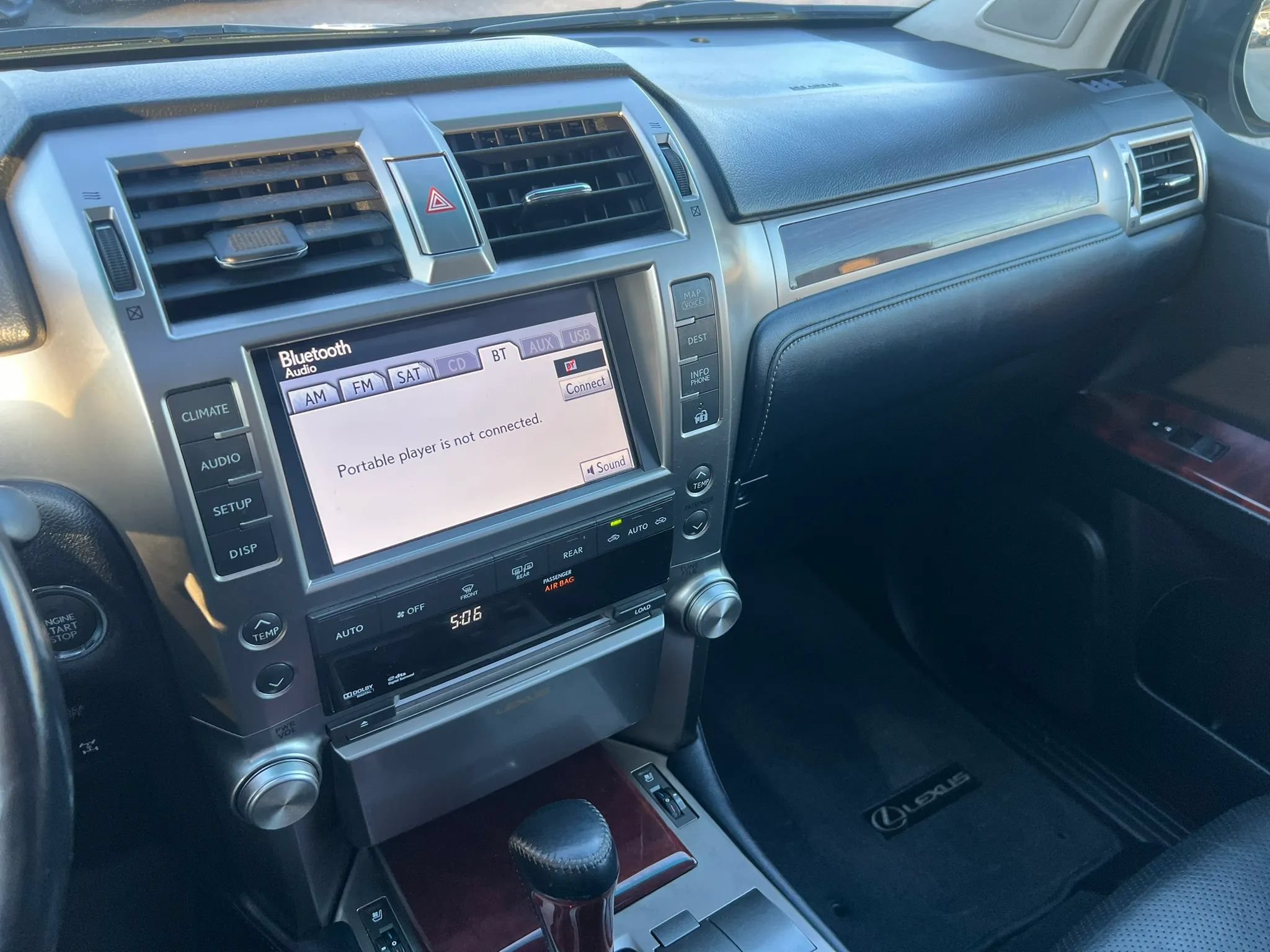 Used 2011 Lexus GX 460 w/ Comfort Plus Pkg AWD/4WD image 26