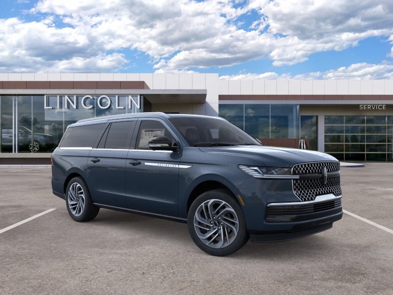 New 2026 Lincoln Navigator L Reserve AWD/4WD image 30