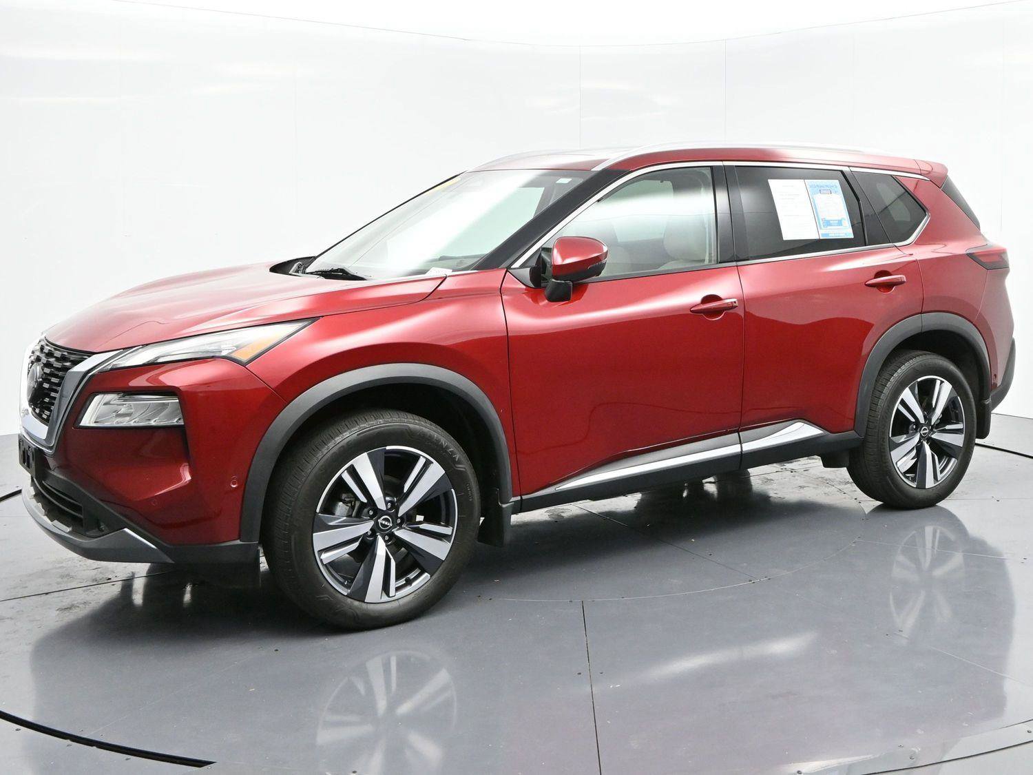 Used 2022 Nissan Rogue SL w/ SL Premium Package image 3