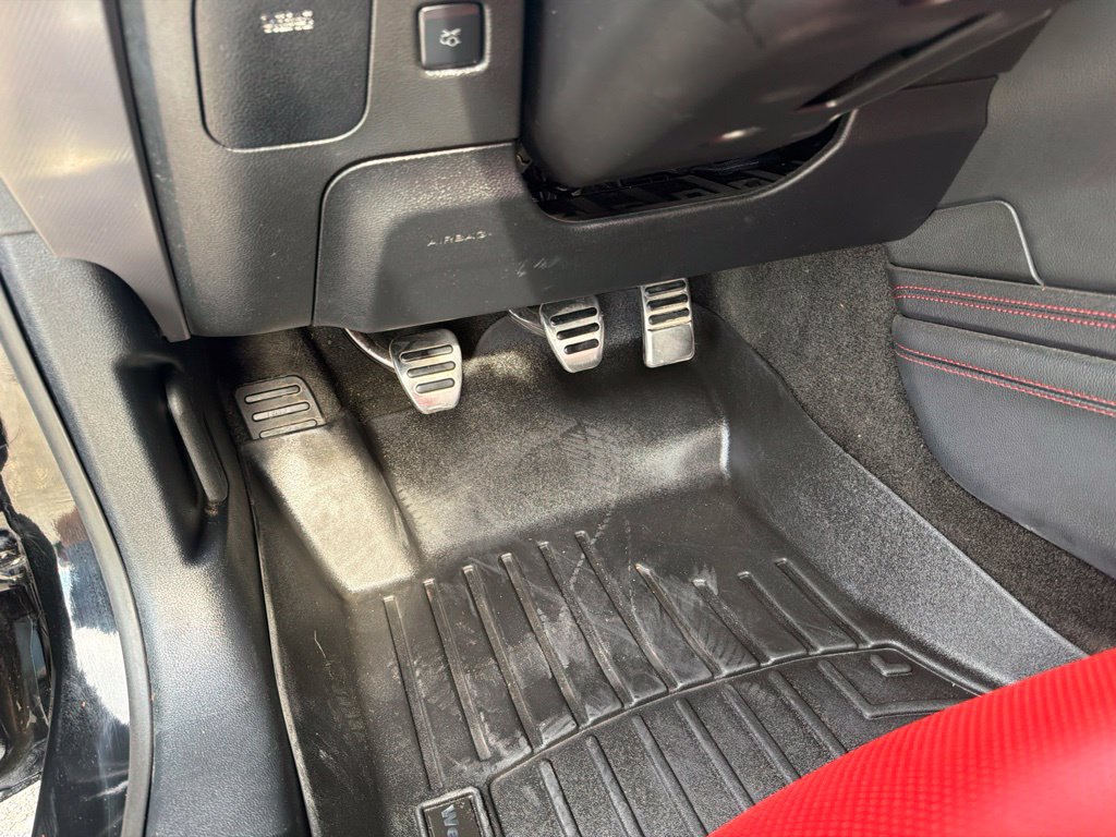Used 2018 Ford Mustang GT Premium w/ Equipment Group 401A RWD image 8