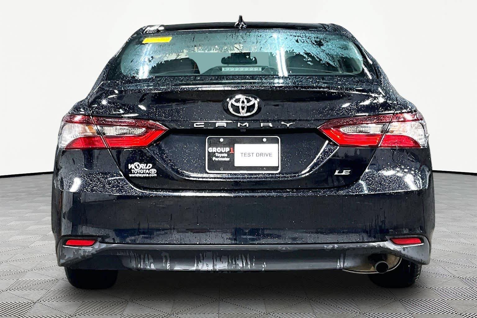 Used 2024 Toyota Camry LE FWD image 5