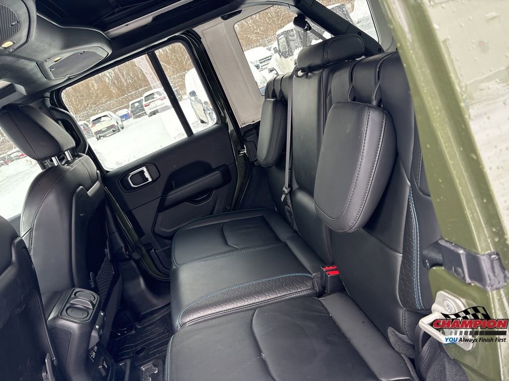 Used 2024 Jeep Wrangler High Altitude image 28
