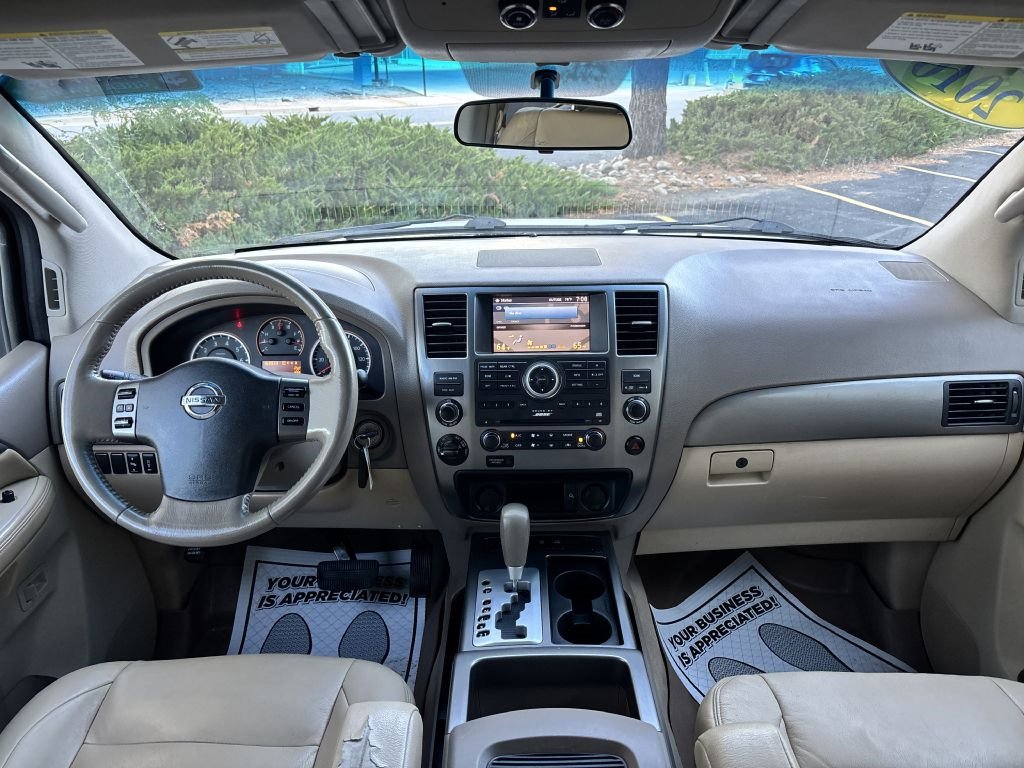 Used 2010 Nissan Armada SE image 19