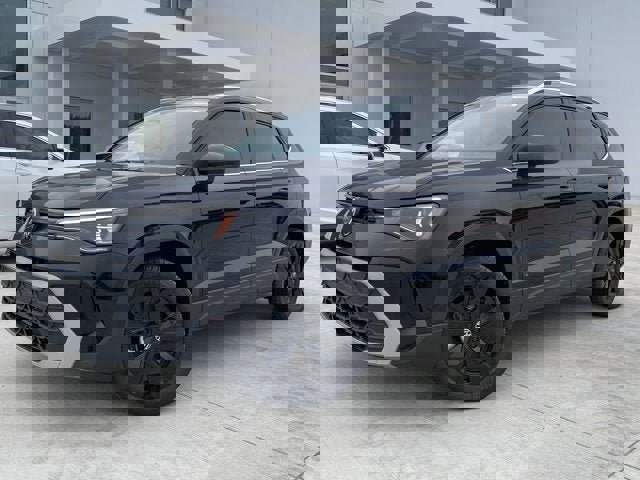 New 2025 Volkswagen Taos SE