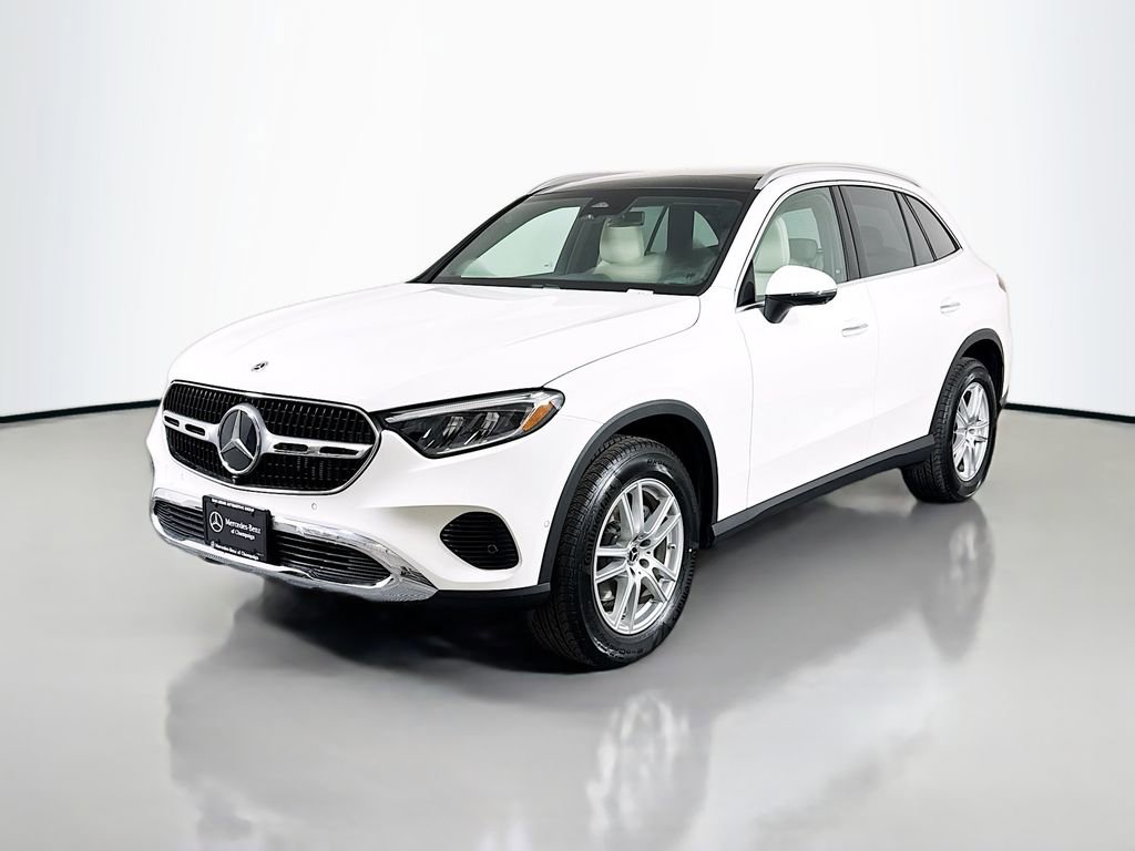 Certified 2025 Mercedes-Benz GLC 300 4MATIC image 3
