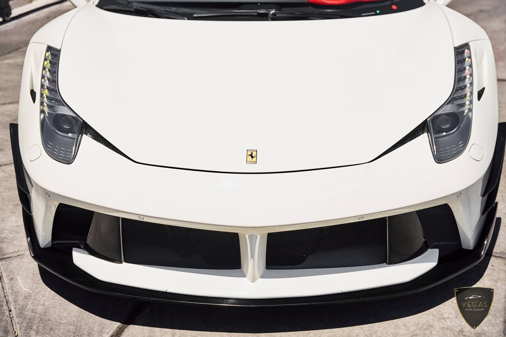 Used 2014 Ferrari 458 Spider RWD image 9