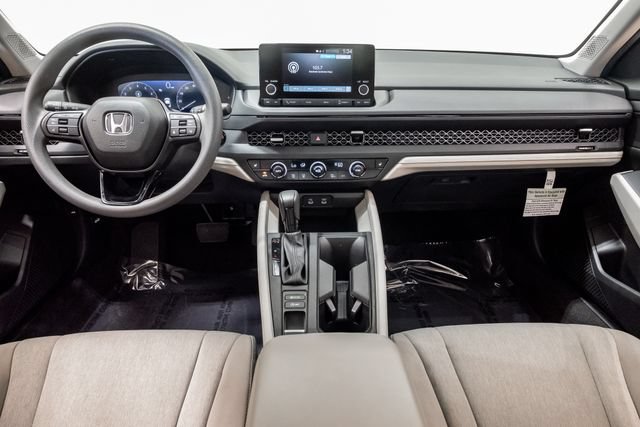 Used 2025 Honda Accord SE image 21