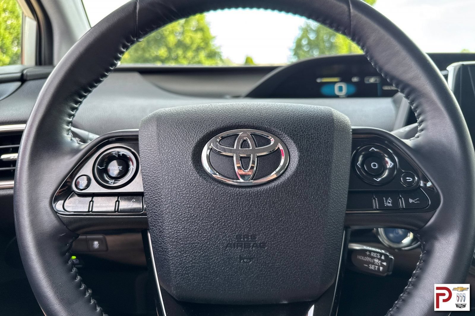 Used 2021 Toyota Prius Prime XLE FWD image 27