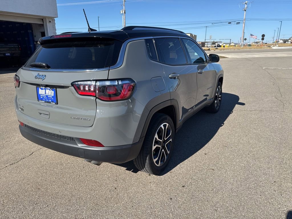 Used 2022 Jeep Compass Limited image 3