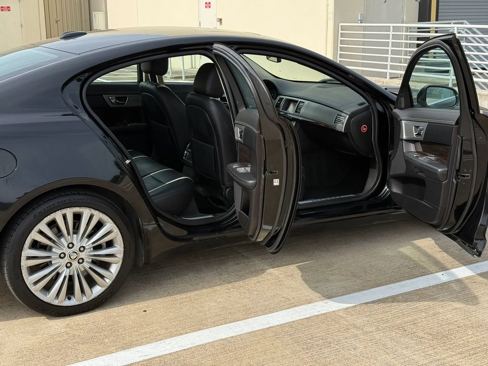 Used 2012 Jaguar XF Portfolio RWD image 17