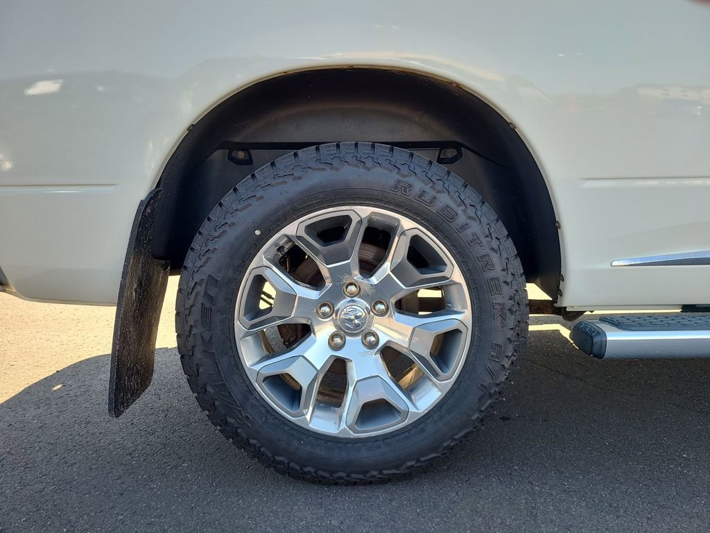 Used 2017 RAM 1500 Limited AWD/4WD image 17