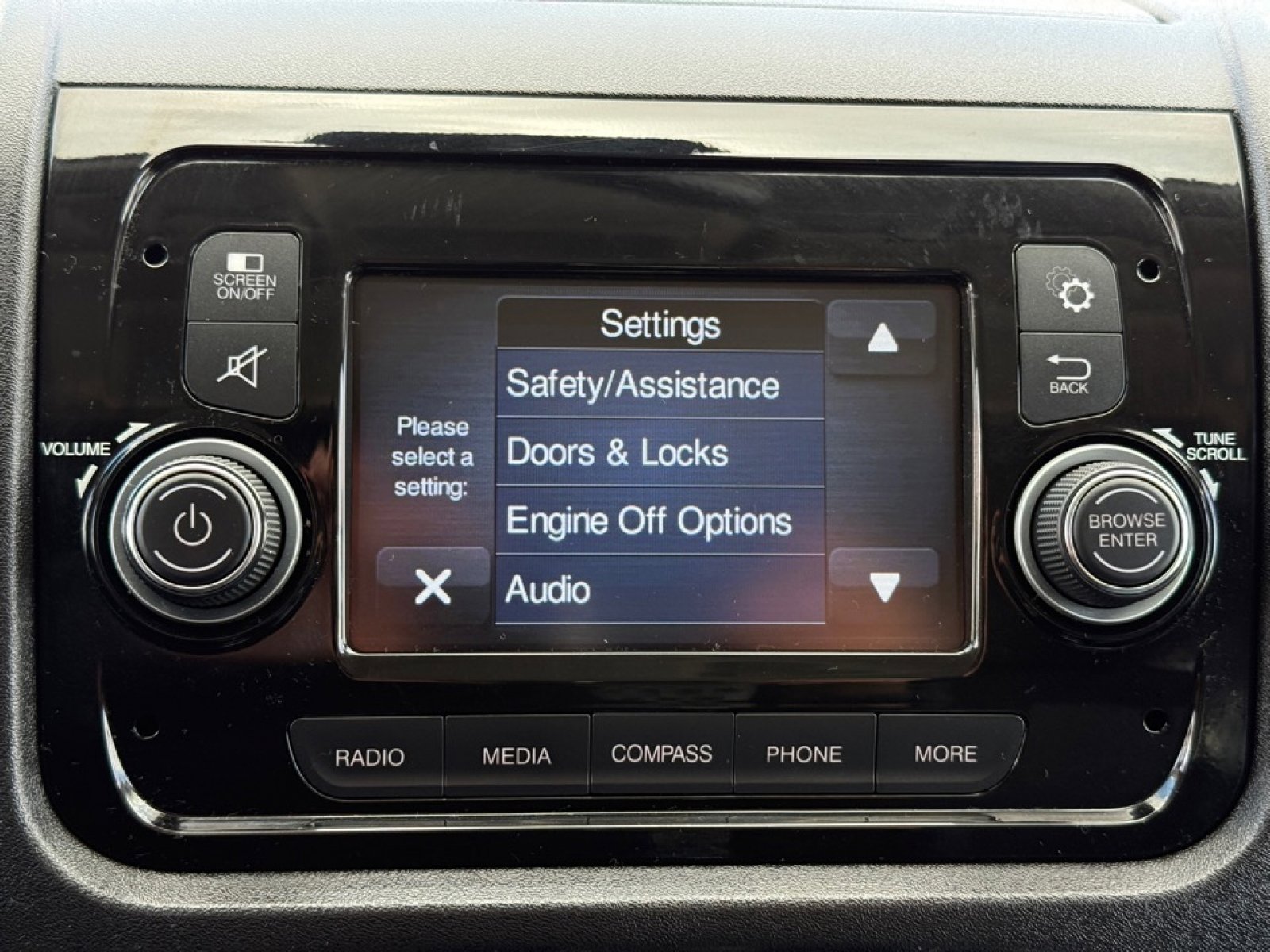 Used 2019 RAM ProMaster 1500 image 13