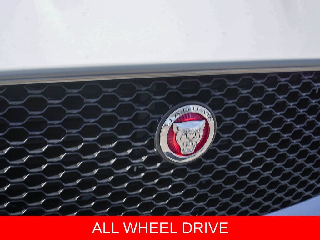 Used 2018 Jaguar F-PACE Prestige AWD/4WD image 11