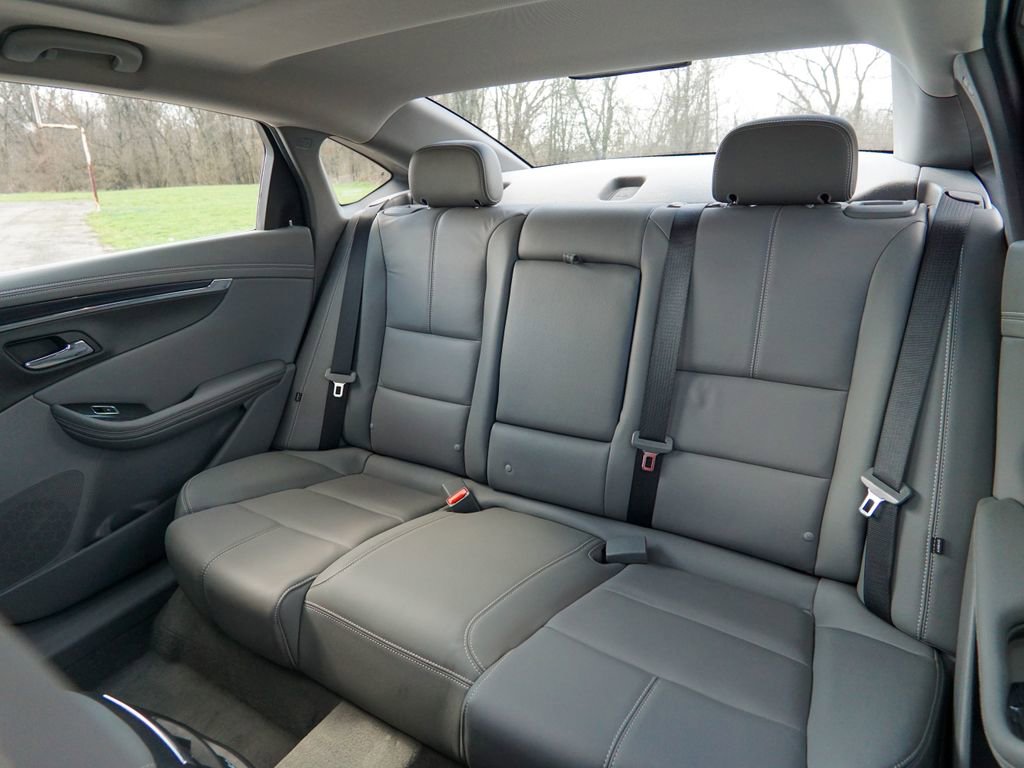 Used 2019 Chevrolet Impala LT w/ Sunroof and Spoiler Package image 25