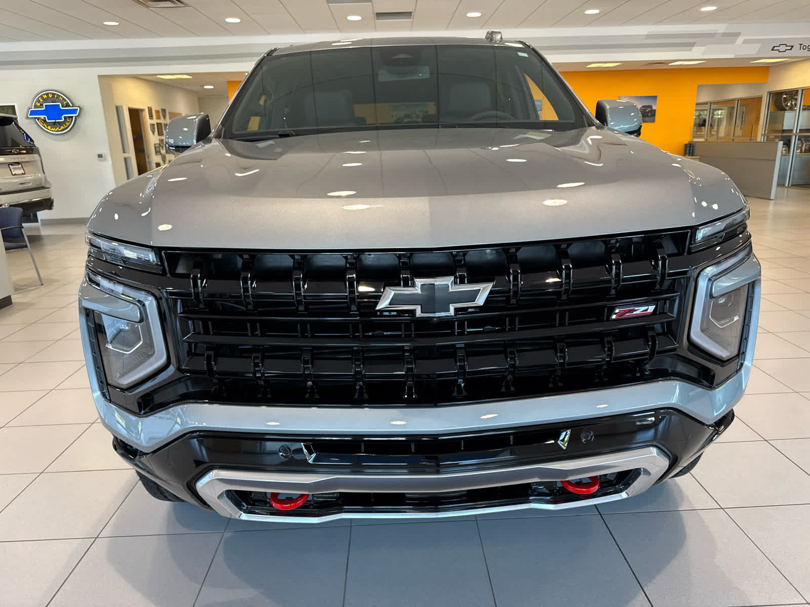 New 2026 Chevrolet Suburban Z71 w/ Z71 Off-Road Package AWD/4WD image 9