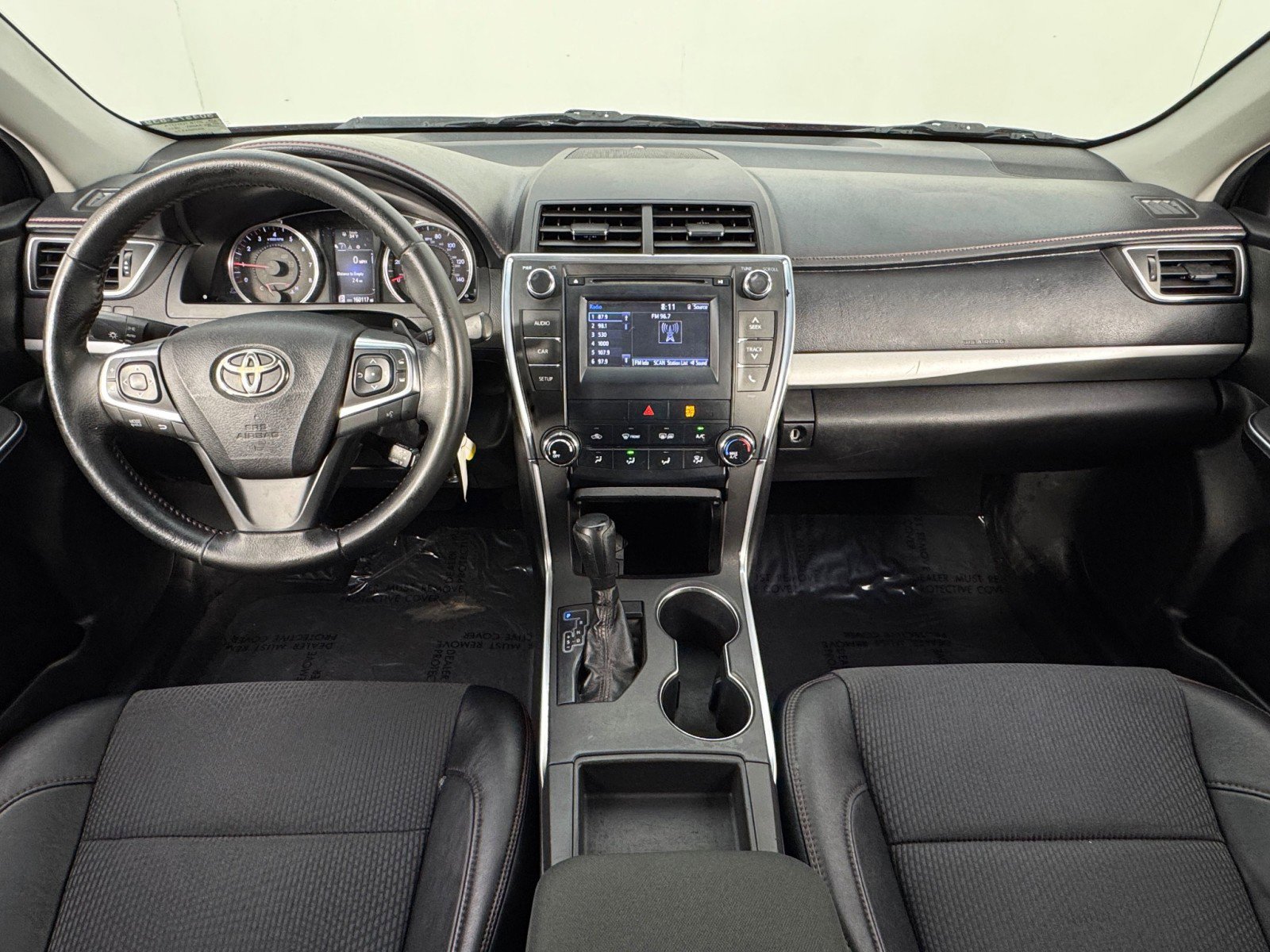 Used 2016 Toyota Camry SE image 11