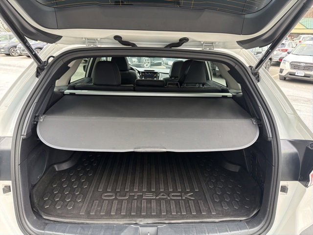 Used 2023 Subaru Outback Touring XT image 37