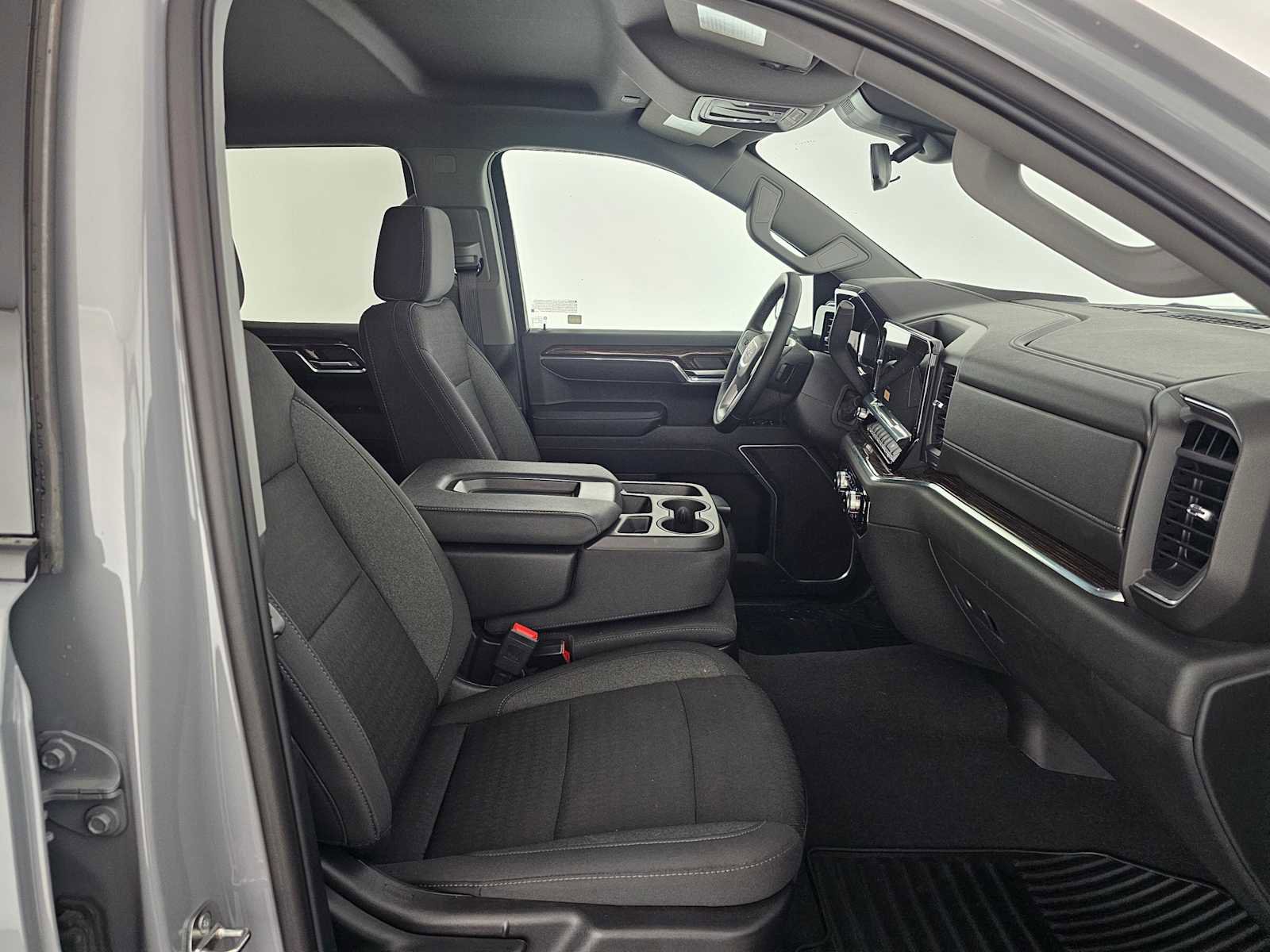 Used 2024 GMC Sierra 1500 Elevation image 10