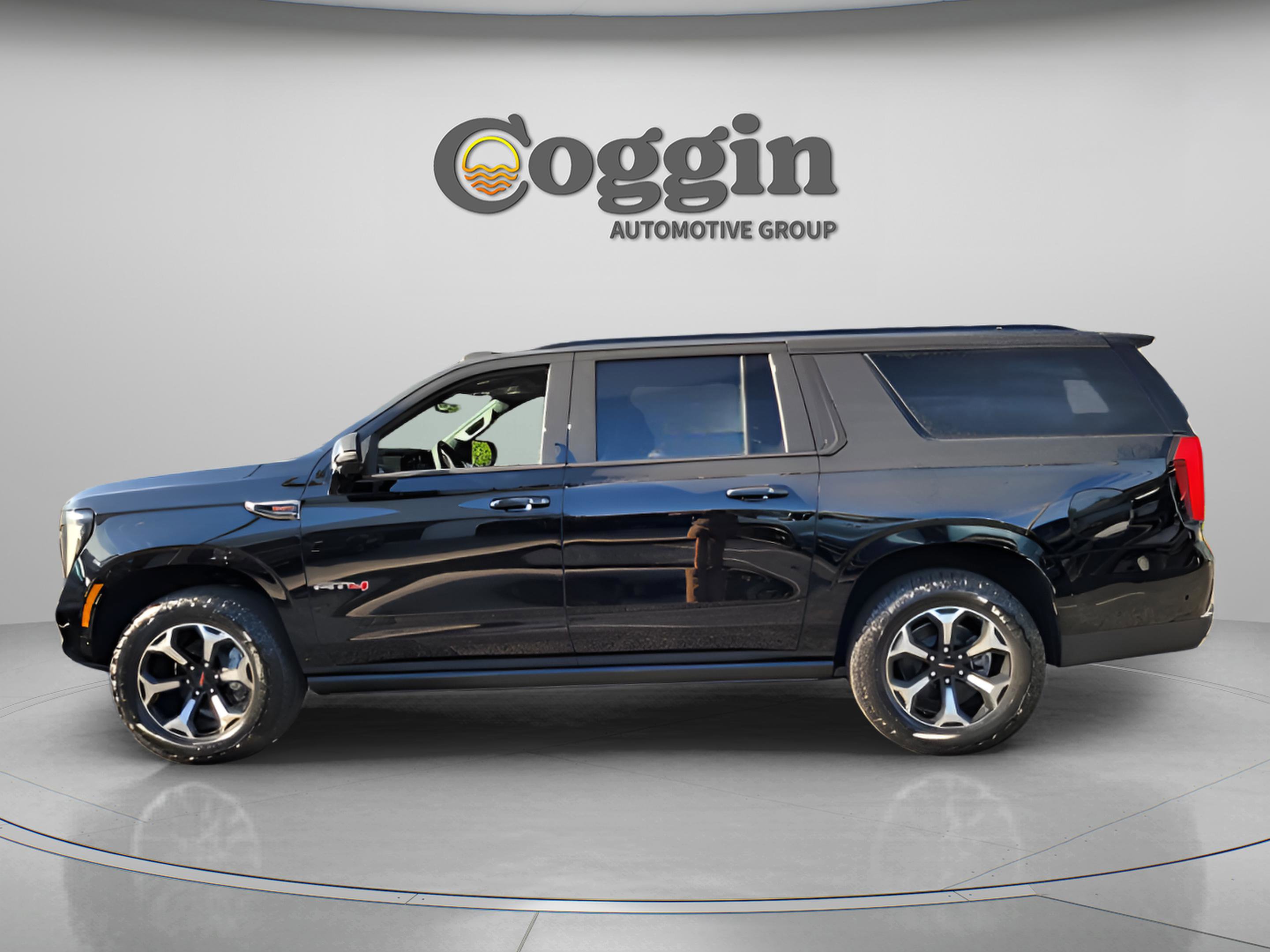 New 2026 GMC Yukon XL AT4 w/ AT4 Premium Plus Package image 4