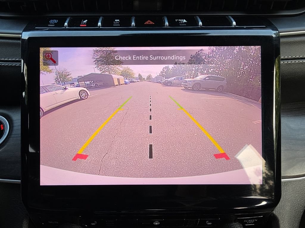 Used 2024 Jeep Grand Cherokee Limited 4xe AWD/4WD image 24