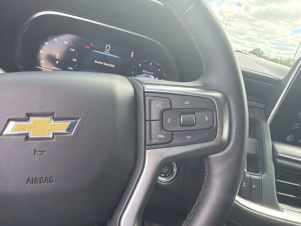 Used 2024 Chevrolet Suburban LT w/ Luxury Package AWD/4WD image 27
