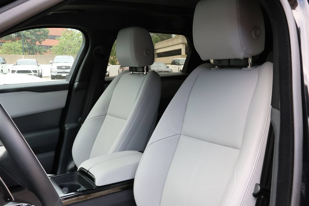 Used 2026 Land Rover Range Rover Velar S AWD/4WD image 14