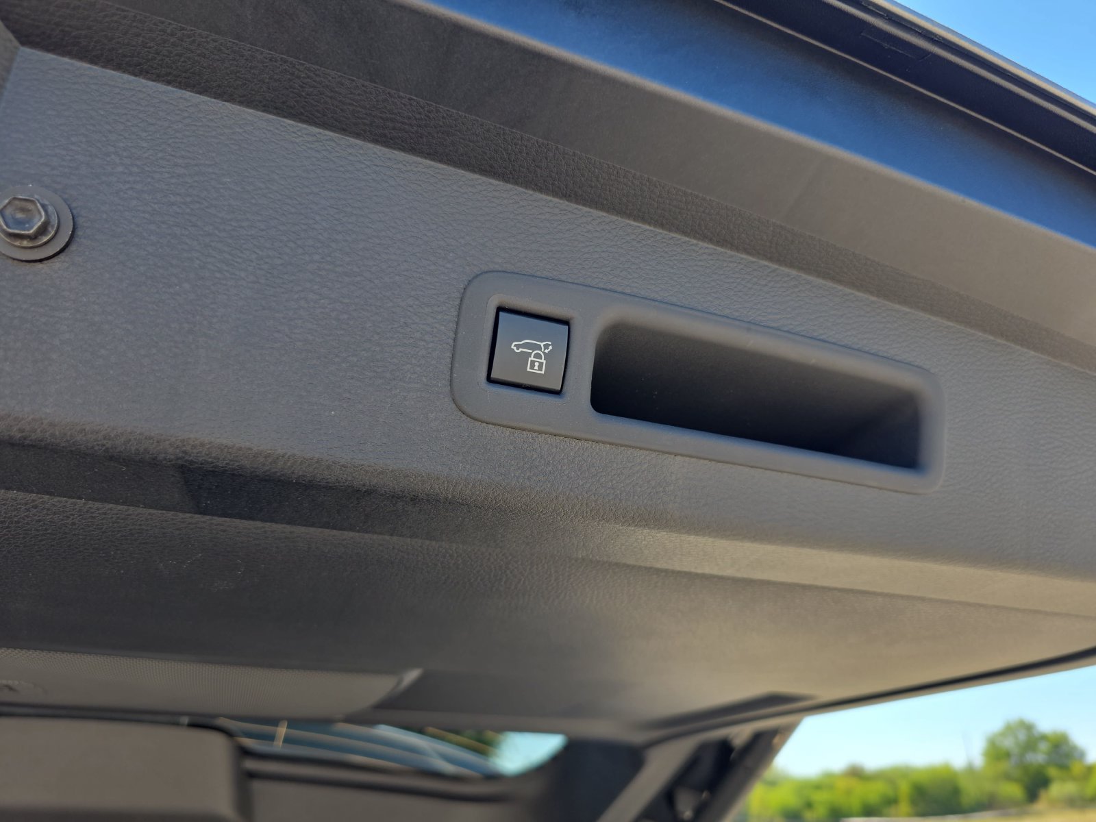 New 2026 Toyota Sienna Limited AWD/4WD image 31