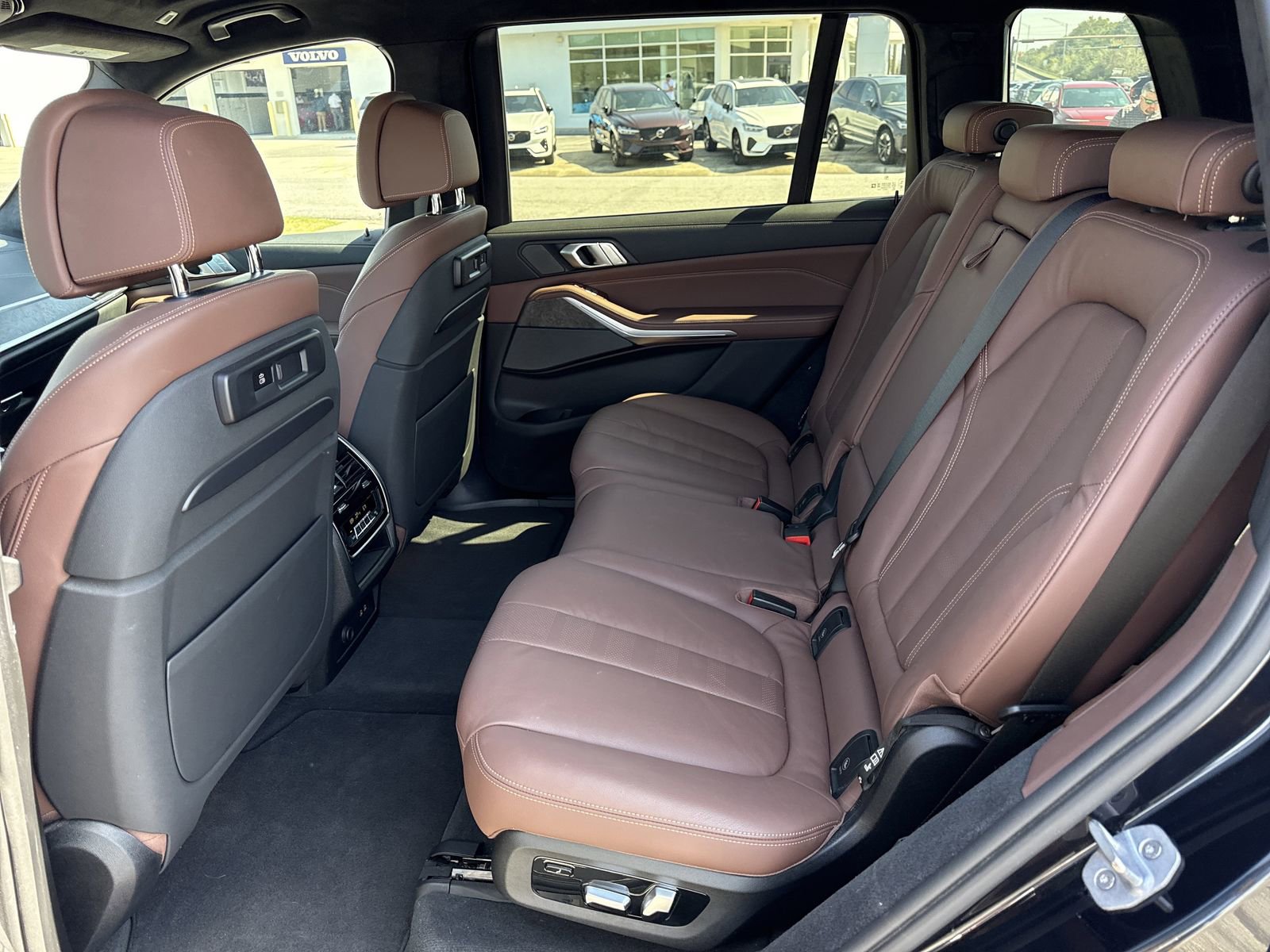 Used 2019 BMW X7 xDrive40i w/ Premium Package image 10