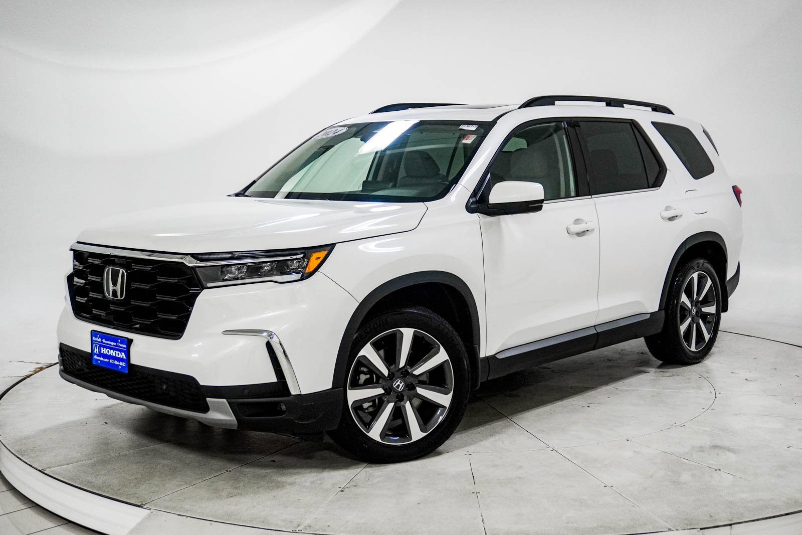 Used 2024 Honda Pilot Touring