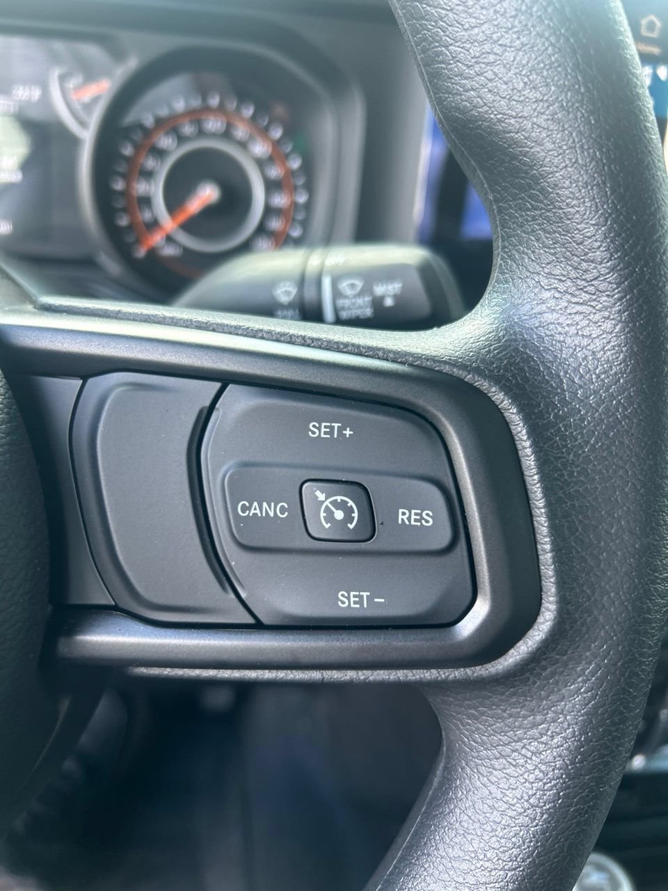 Used 2026 Jeep Gladiator Sport AWD/4WD image 19