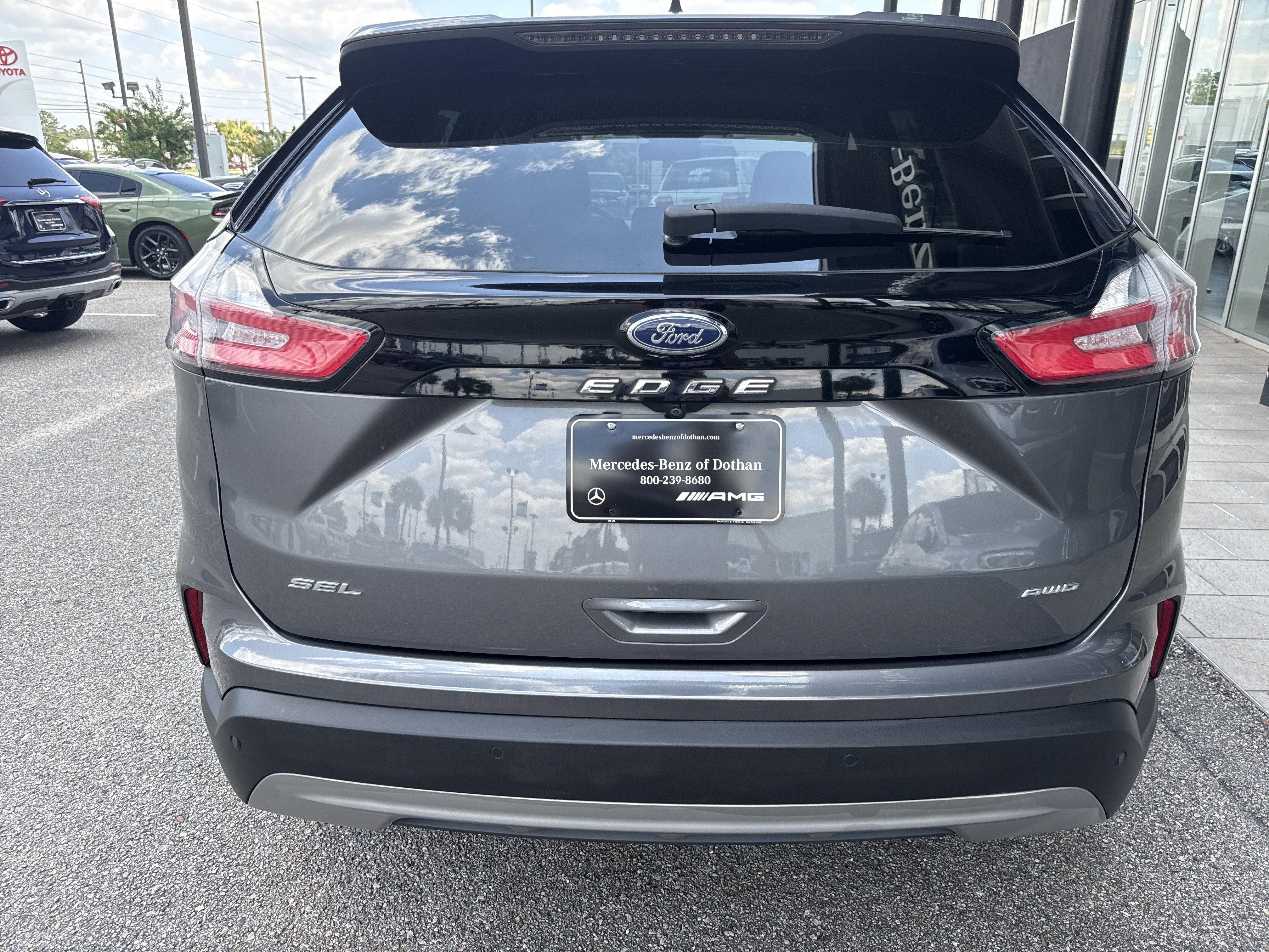 Used 2022 Ford Edge SEL w/ Convenience Package AWD/4WD image 4