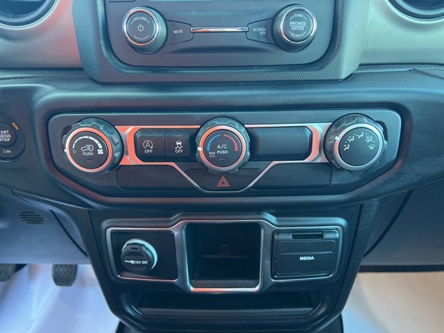 Used 2020 Jeep Wrangler Unlimited Sport image 22