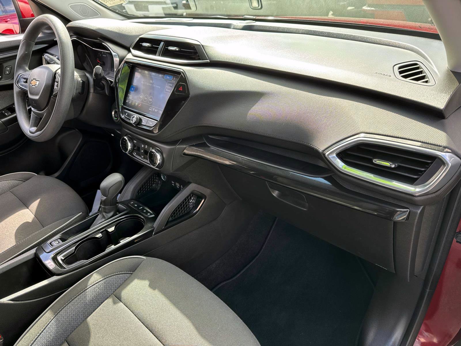 Certified 2023 Chevrolet TrailBlazer LT w/ Convenience Package image 8