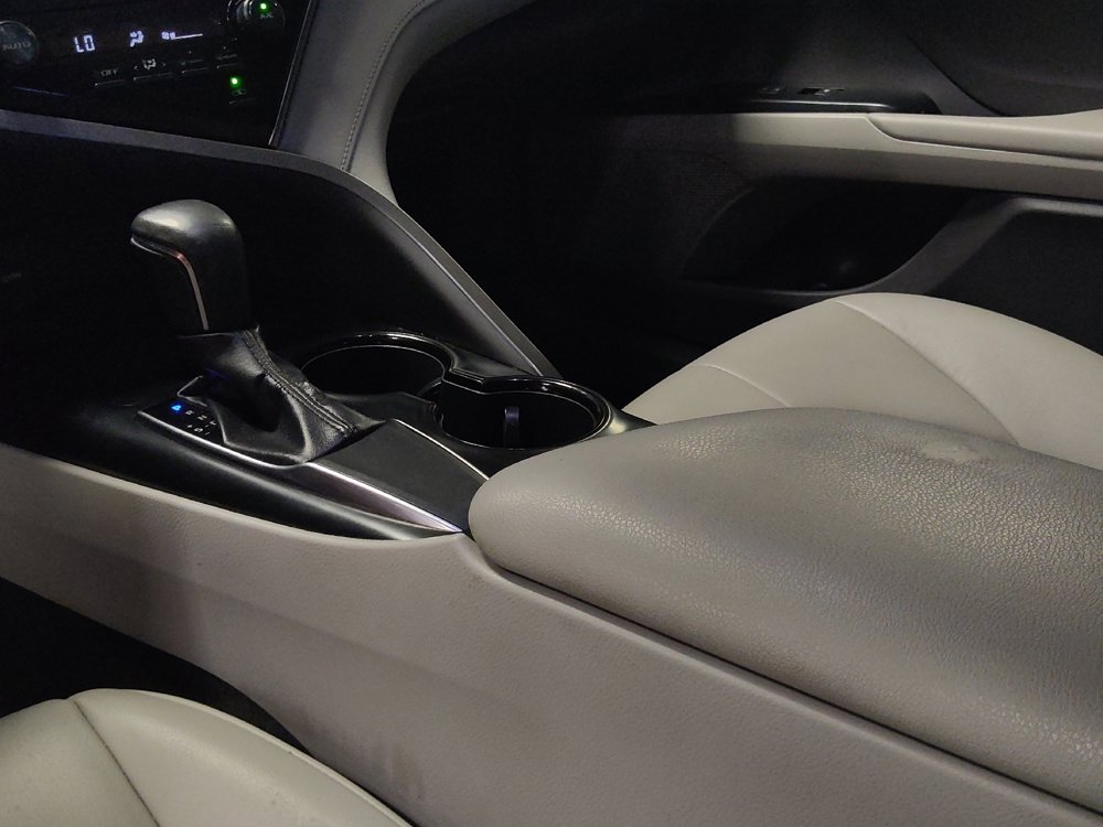 Used 2019 Toyota Camry SE image 26