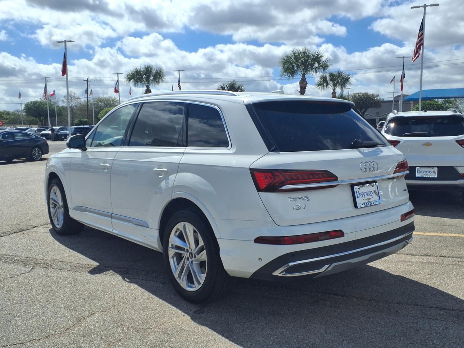 Used 2023 Audi Q7 3.0T Premium Plus image 23