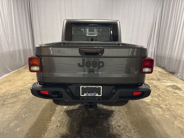 Used 2025 Jeep Gladiator Sport image 29
