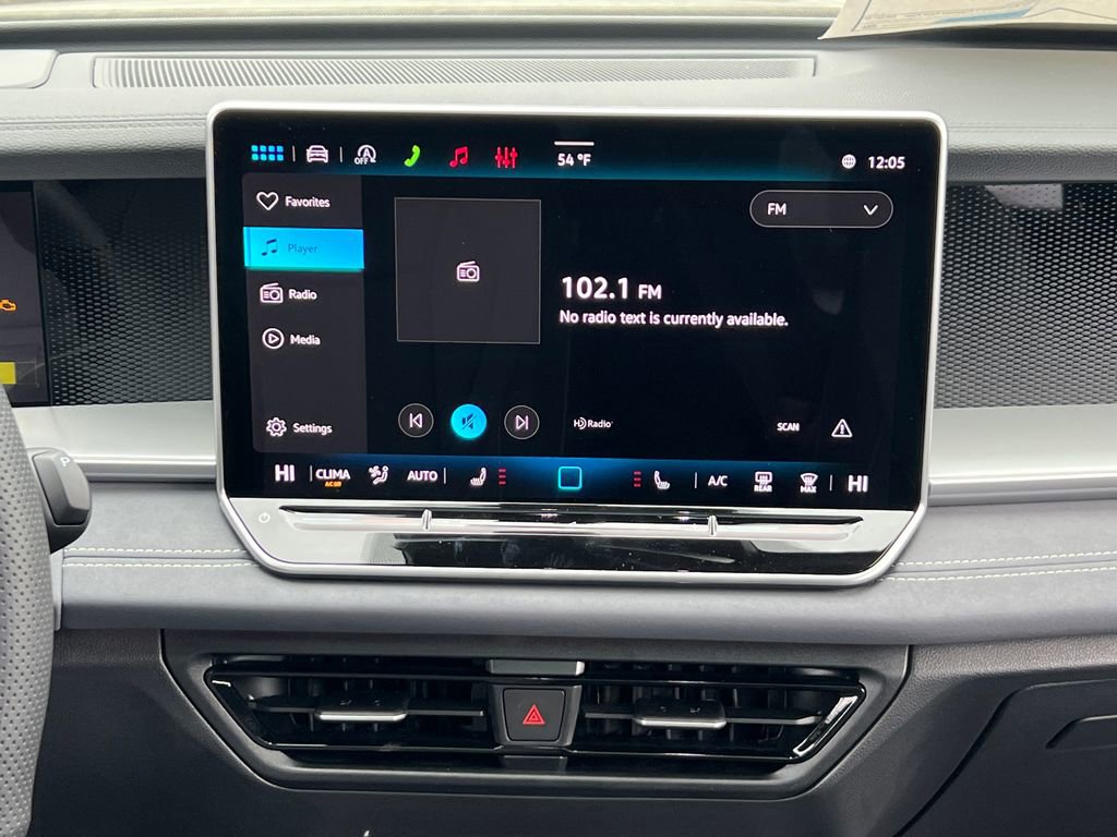 New 2026 Volkswagen Tiguan SE R-Line image 17